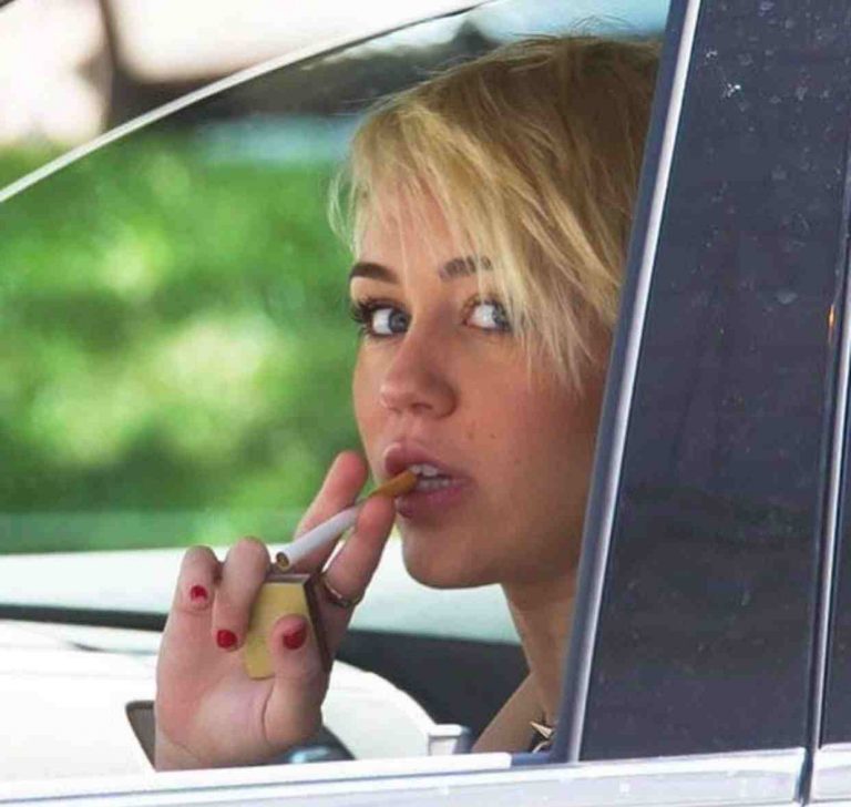 Miley Cyrus Posts Rebellious Photos Stating That “smoking Is Injurious 